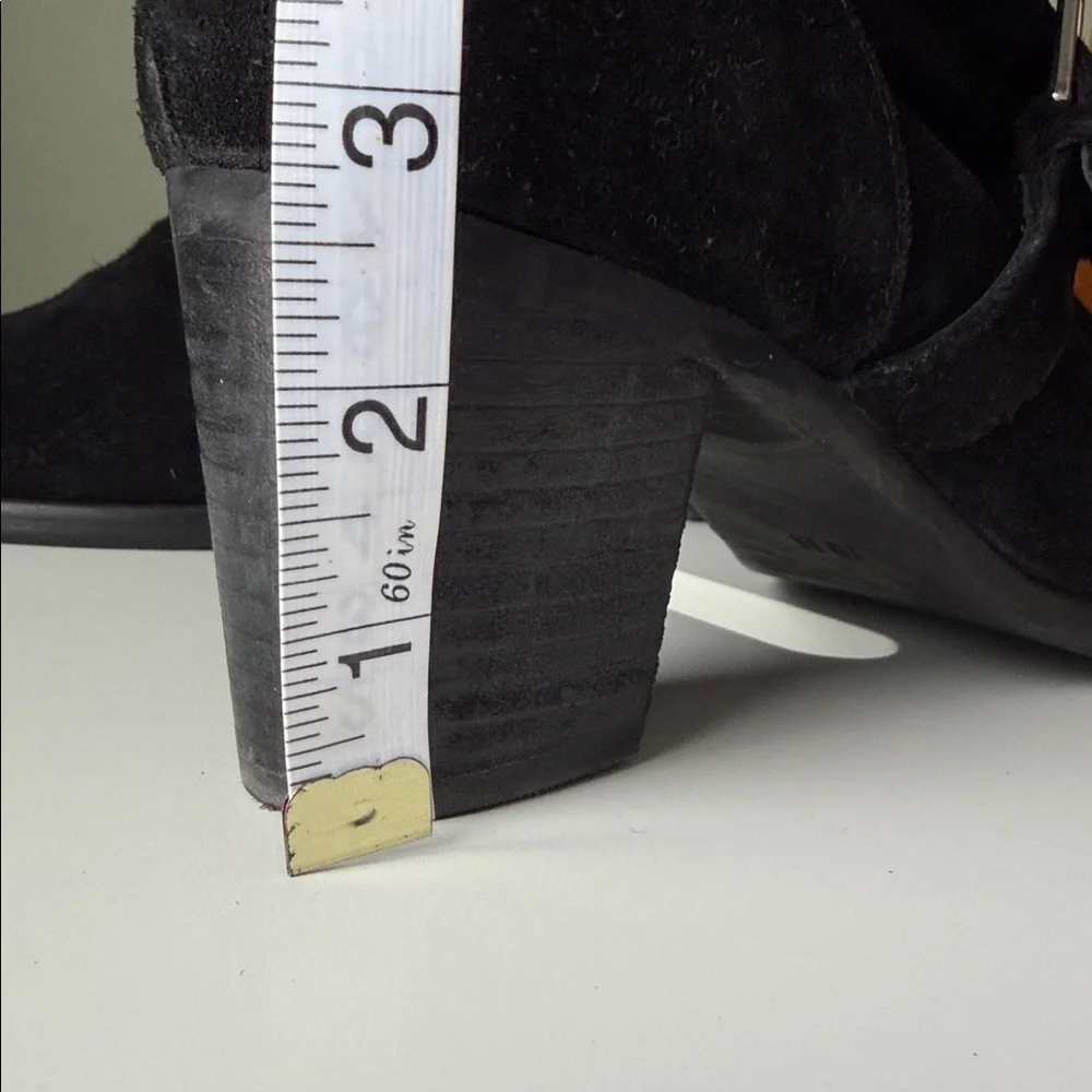Anthropologie Matisse Harper black suede leather ankle boots “tulip collar”